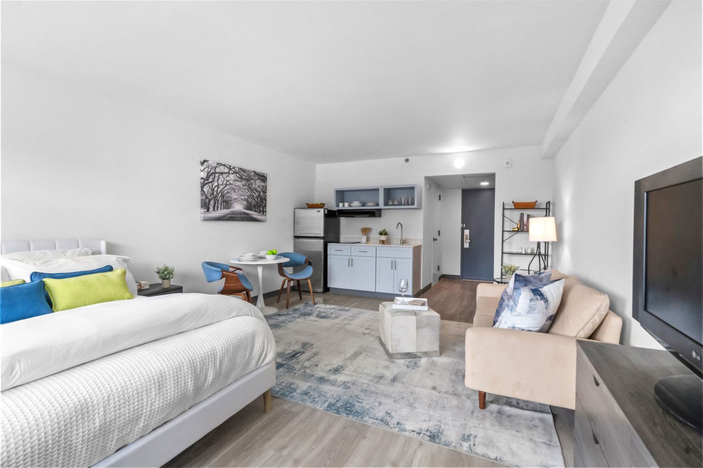 GoodHomes Bordeaux Image 5