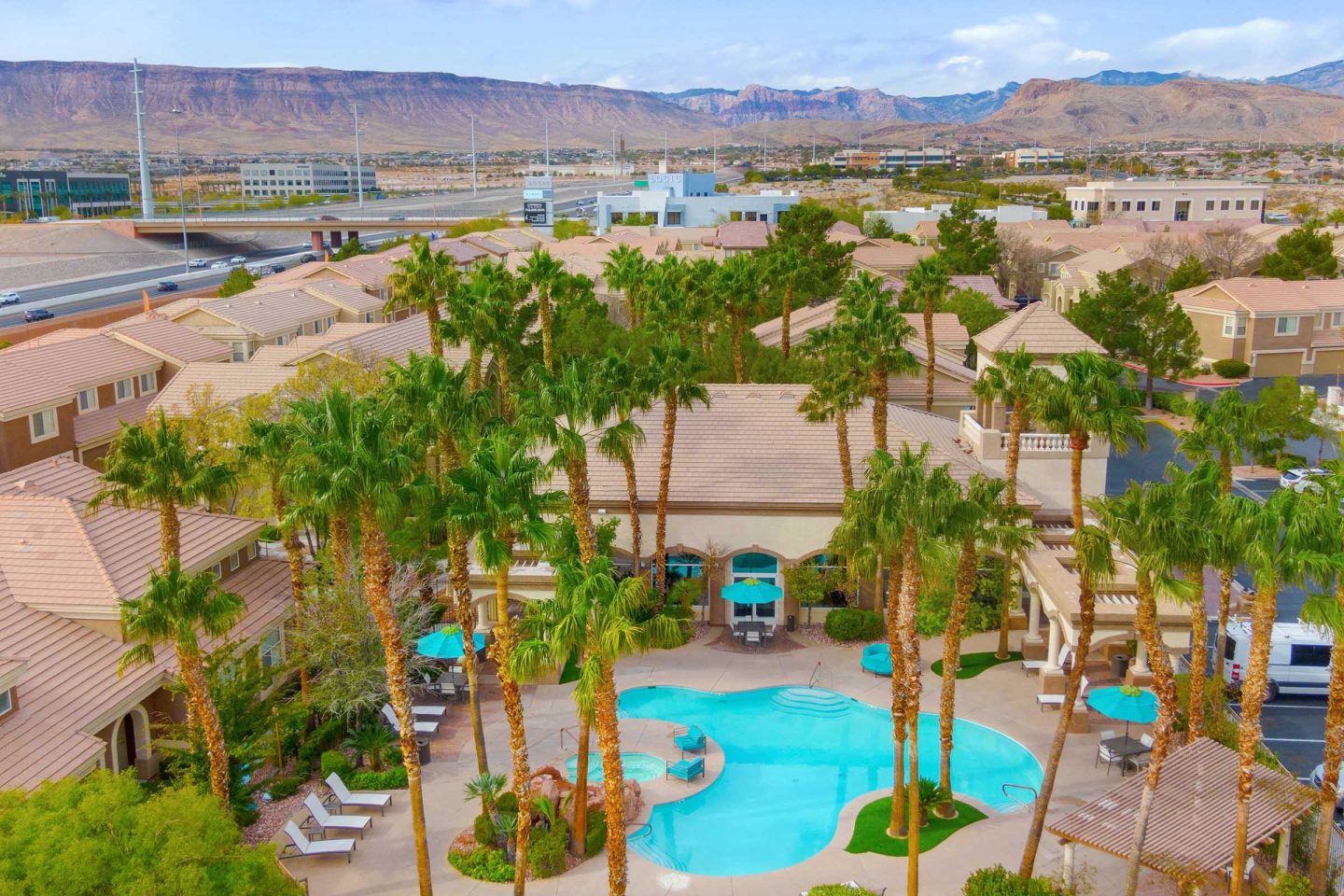 Resort at the Lakes Image 60