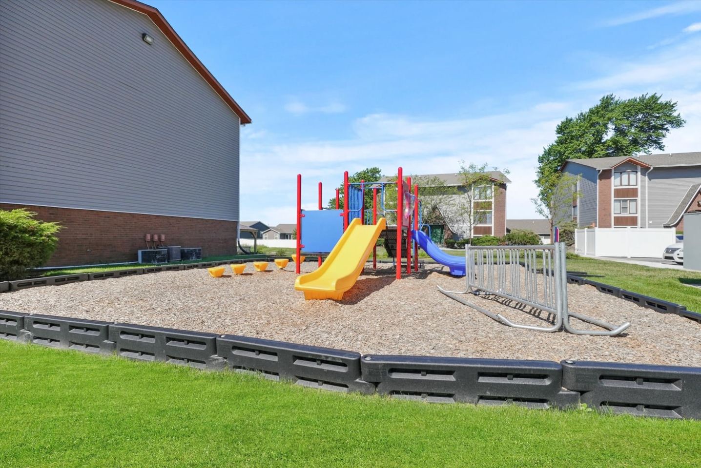 Whitcomb Terrace Apartments Image 8