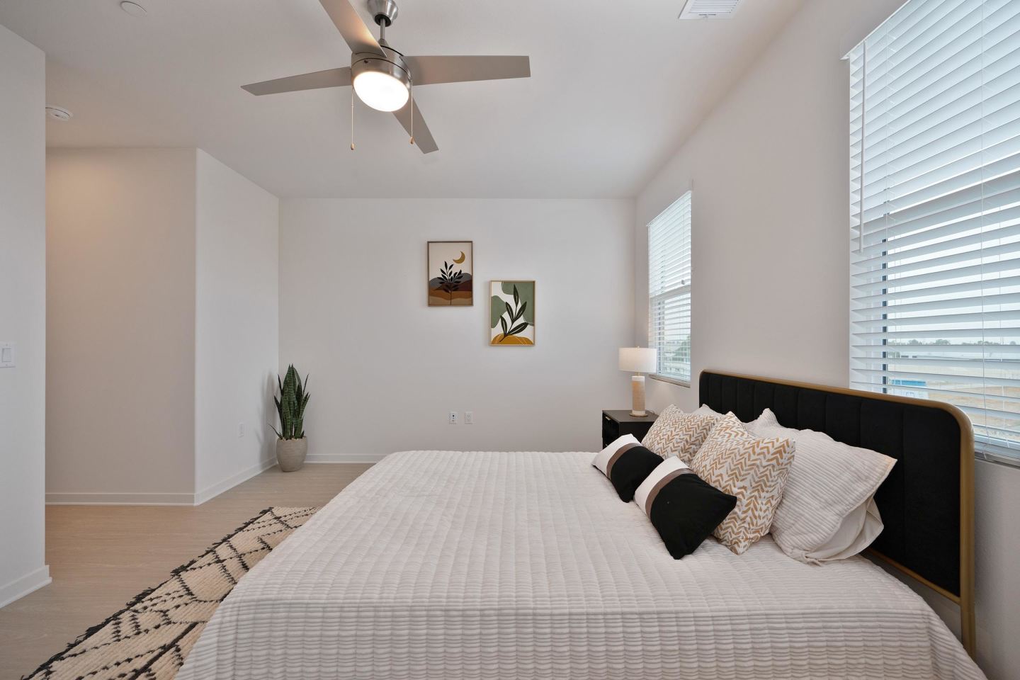 River Gate Townhomes Image 42