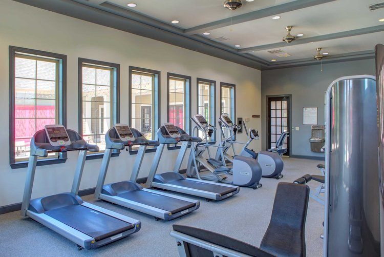 Century Lakeshore Crossings Image 13