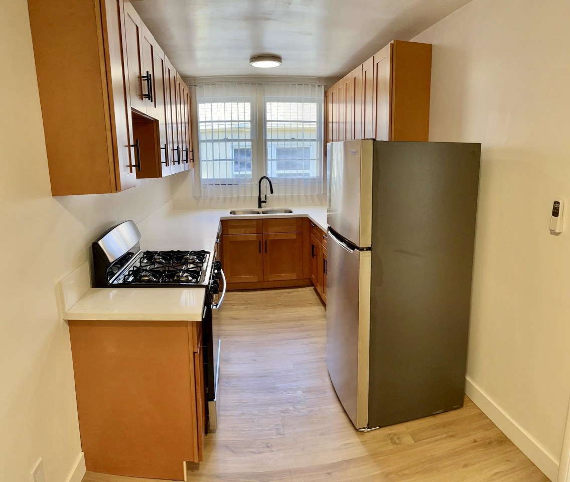 1215 Fairfax Avenue Image 12