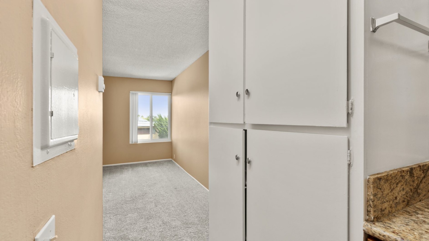 Vista Apartments Image 31