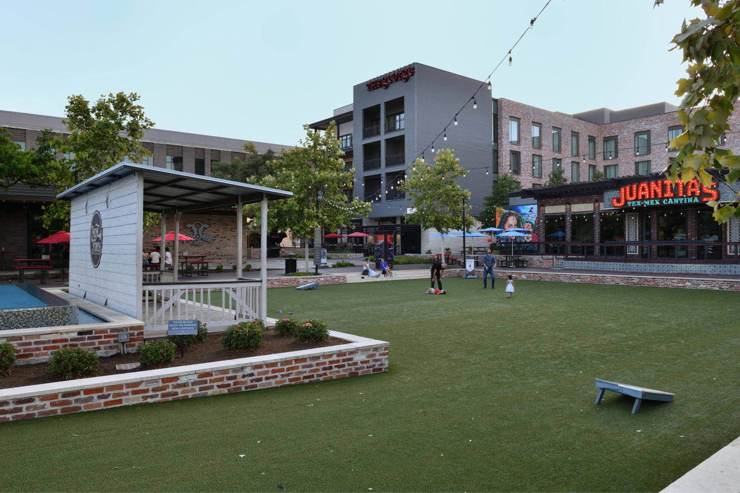 100 Park Image 23