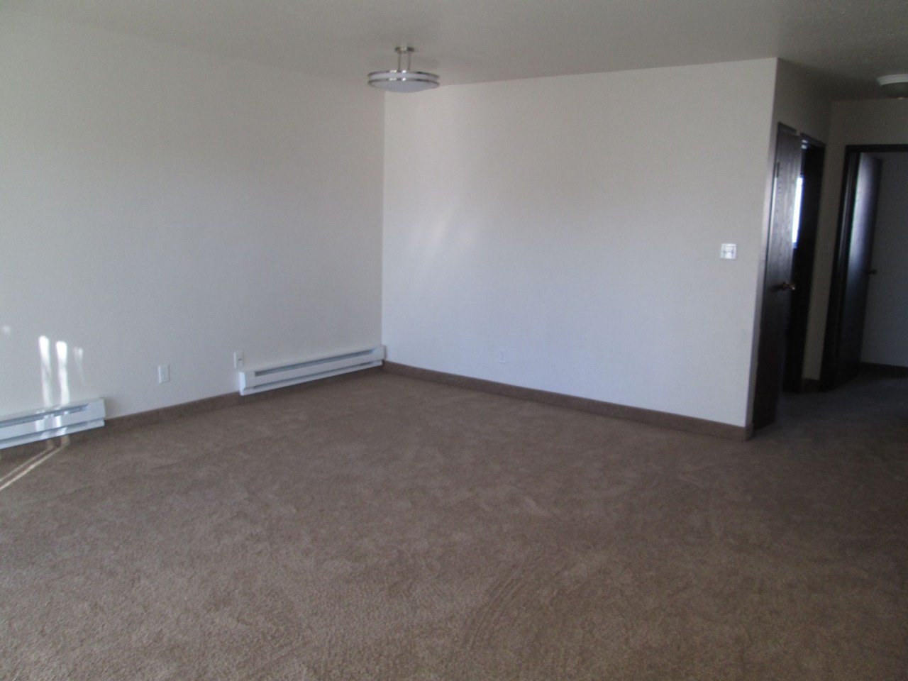 Harrison Apartments Image 6