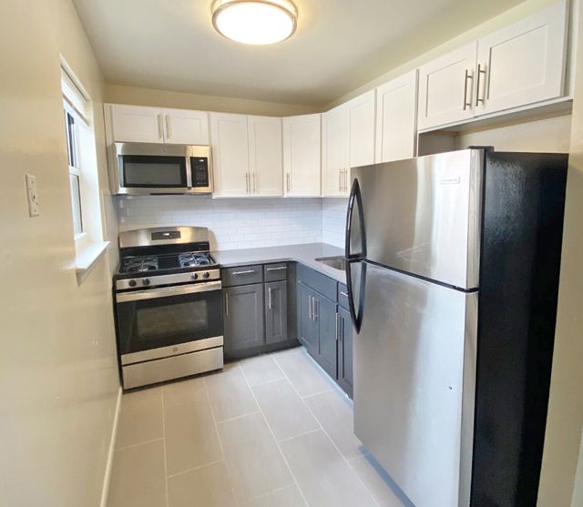 Kennedy Gardens Apartments Image 1