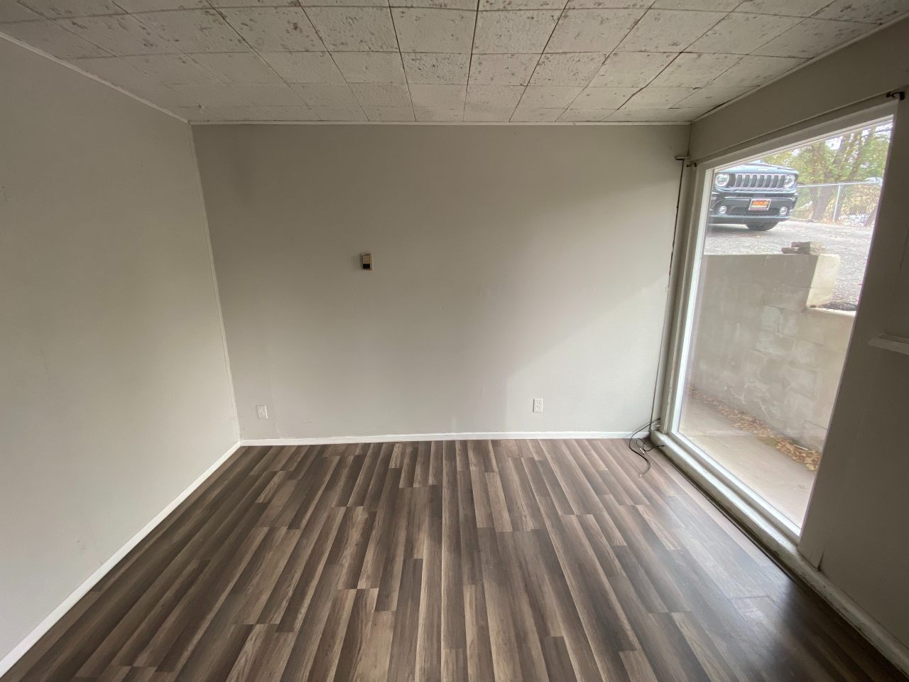 University Villa Apartments Image 31