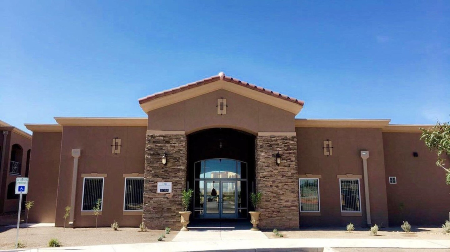 Spring River Luxury Apartment Homes Image 3