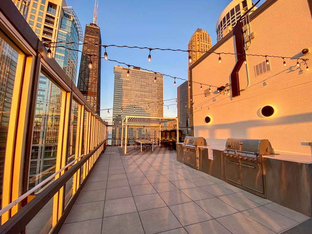 21 East Chestnut Image 25