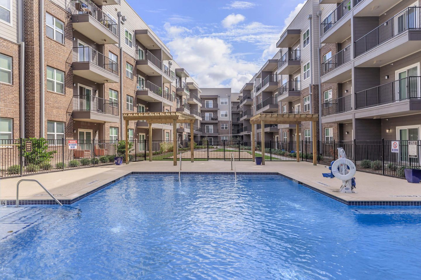 Richmond Estates Image 9
