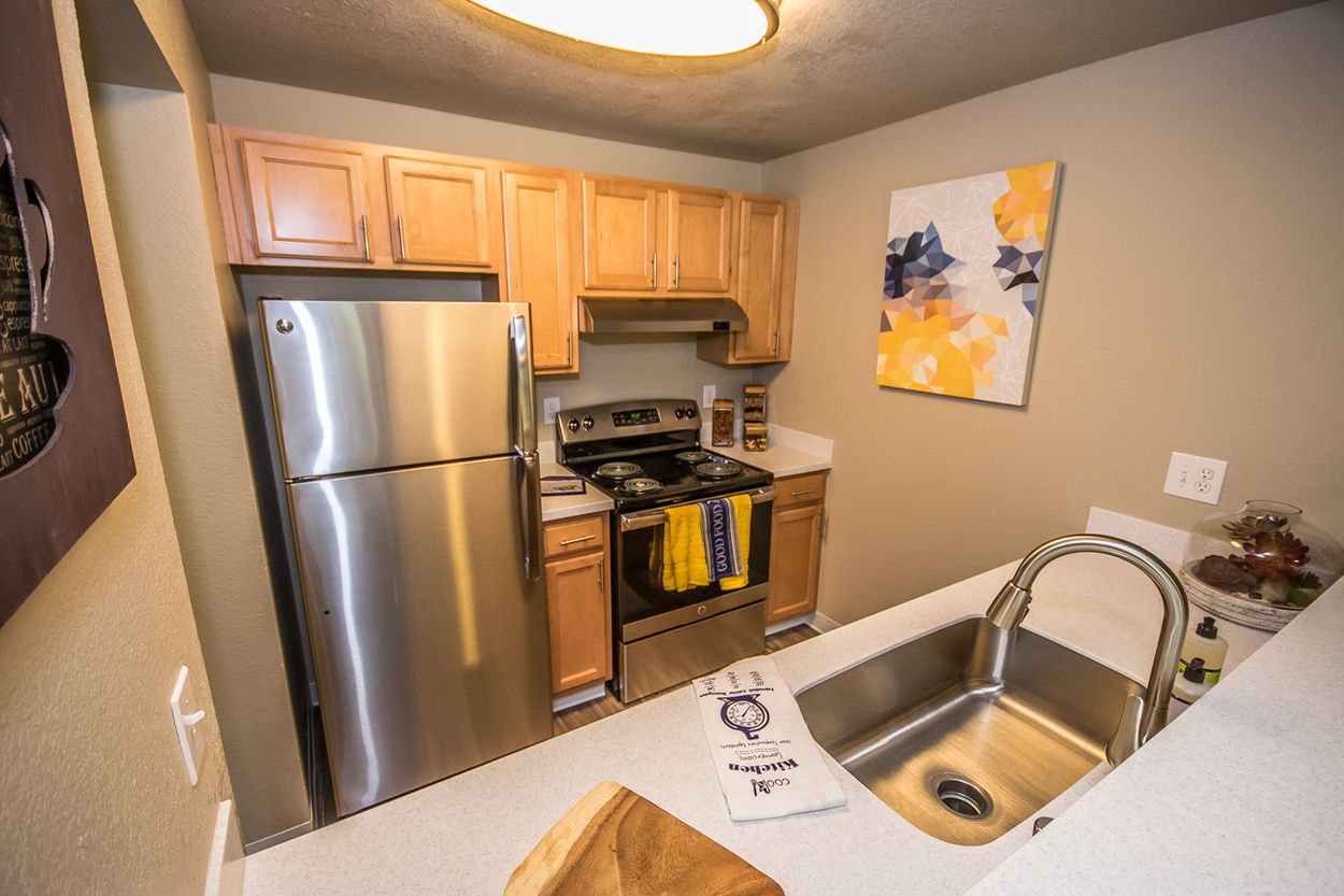 The Fairways Apartments Image 30