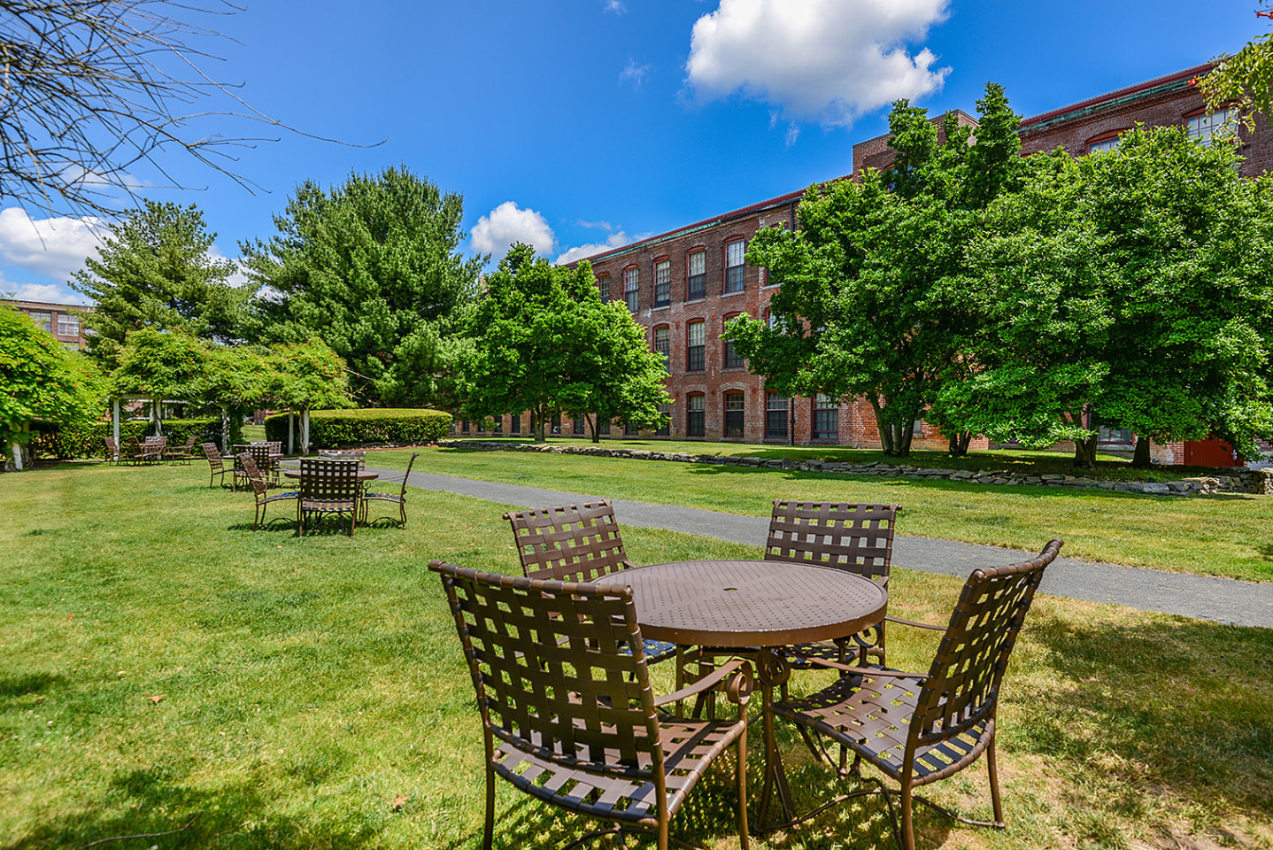 Bigelow Commons Image 33