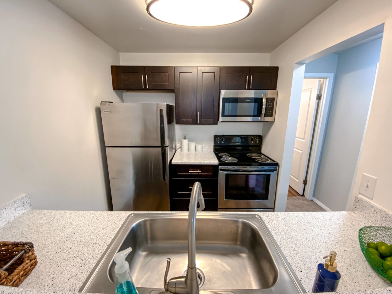Camelot East Apartments Image 14