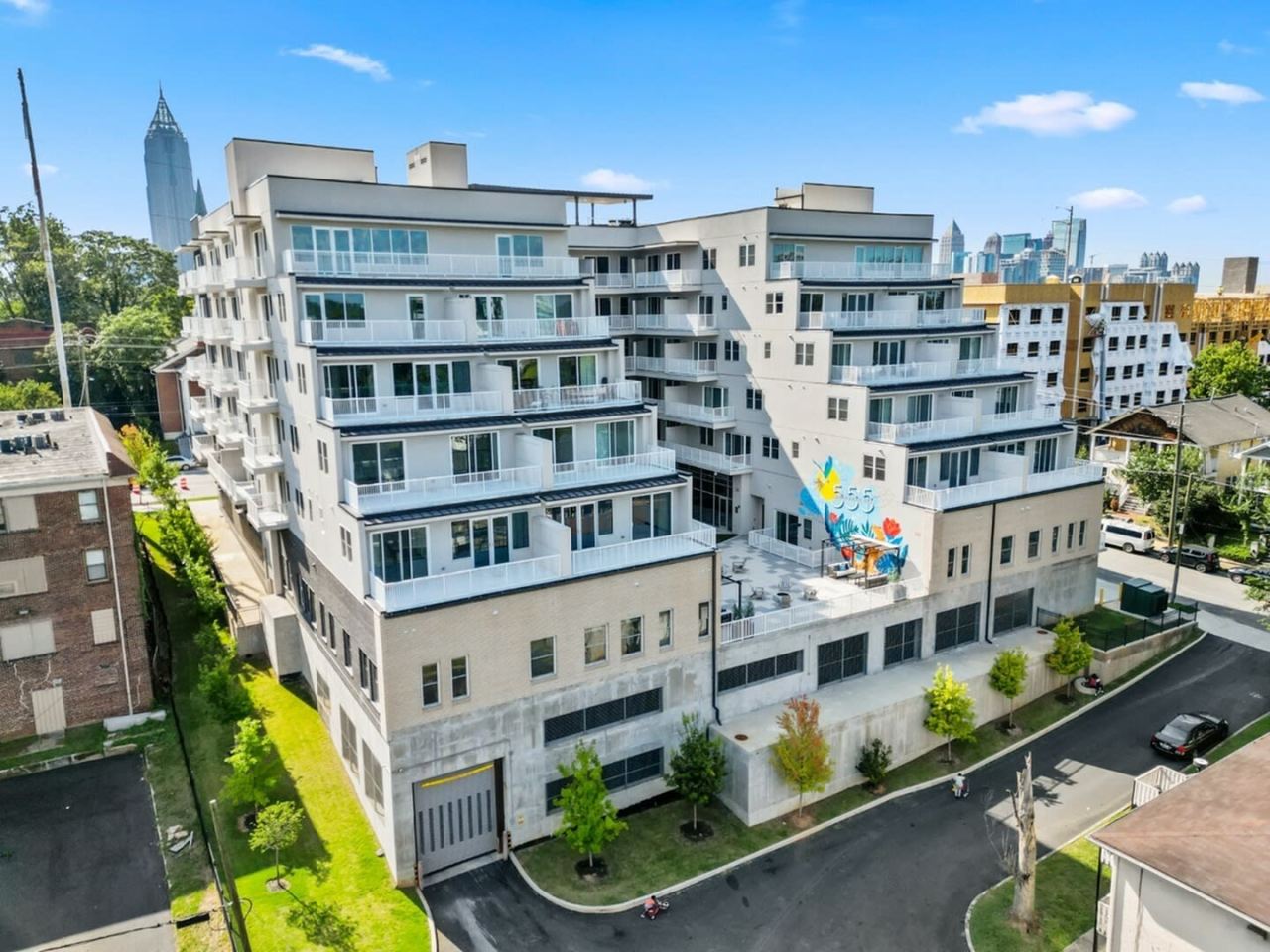 555 Boulevard Image 62