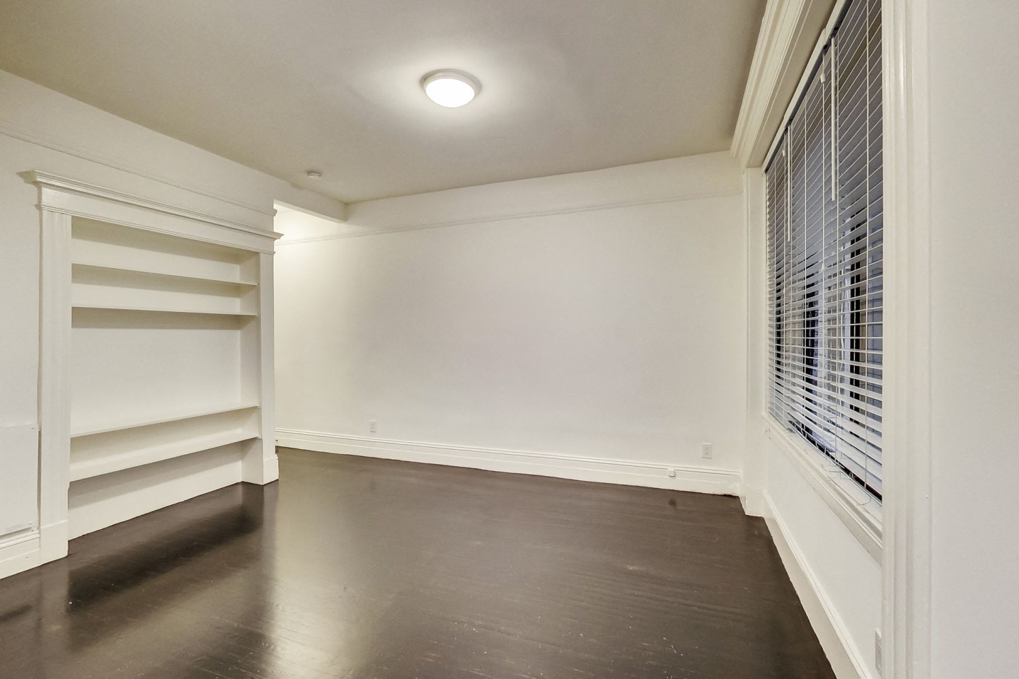 605 Jones Image 14