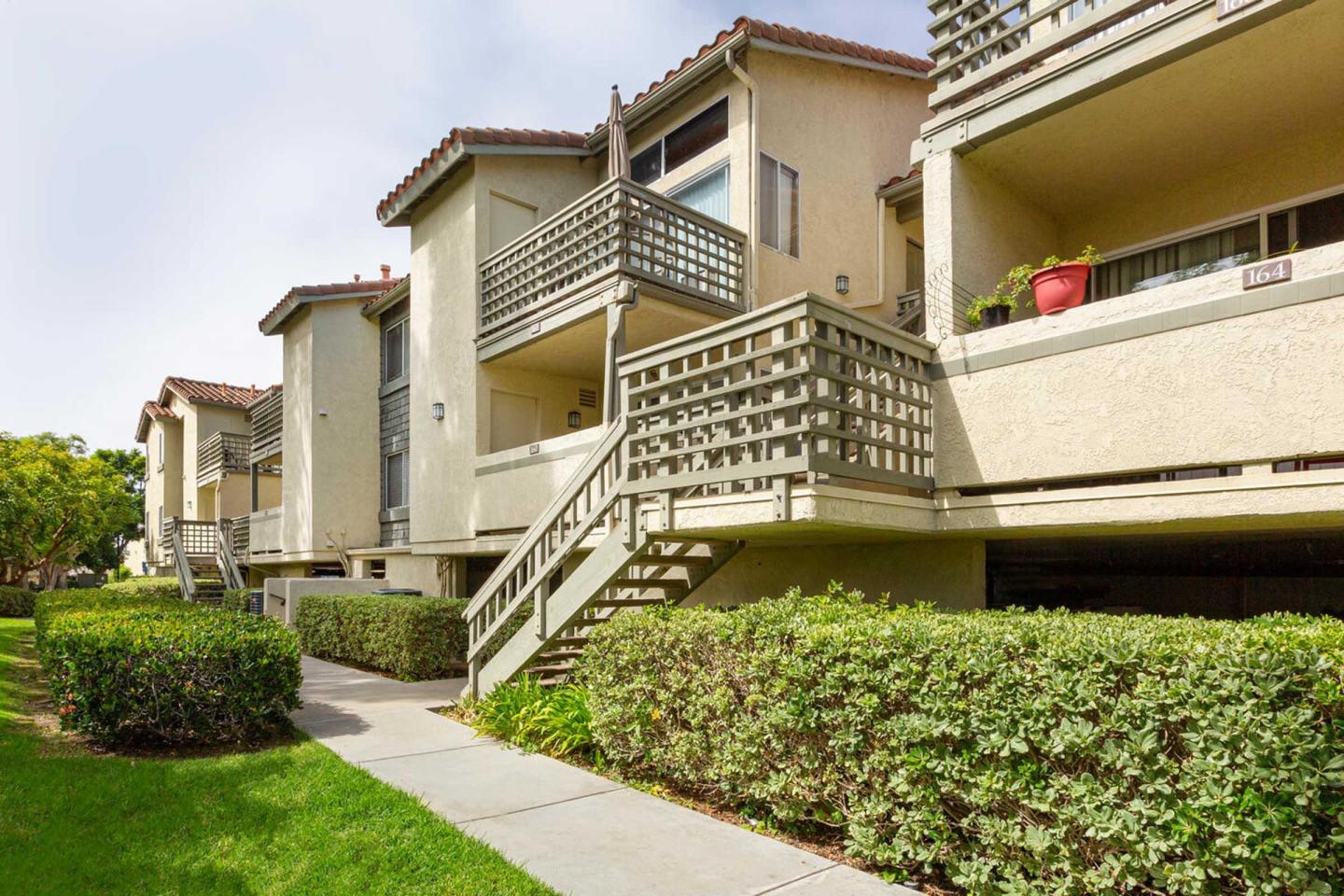 Elan Overlook Laguna Apartments Image 1