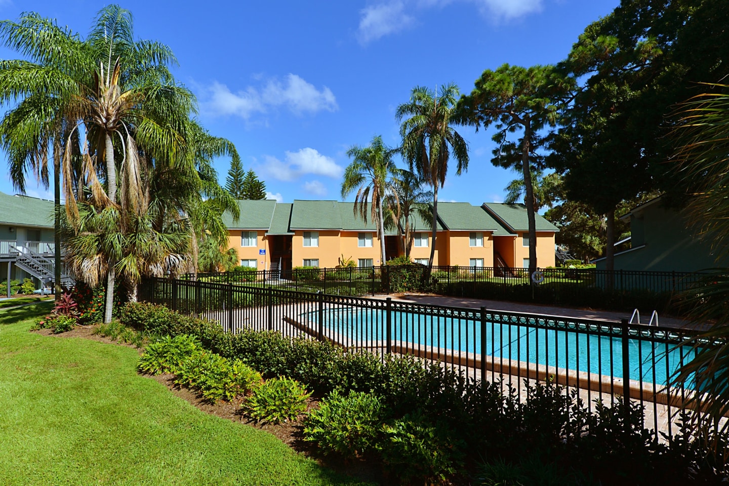 Alta Mar at Broadwater Image 9