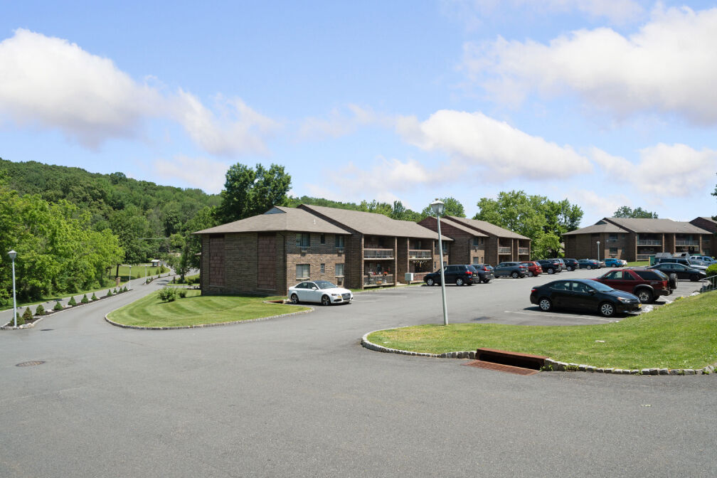 Brook Bridge Apartments Image 25