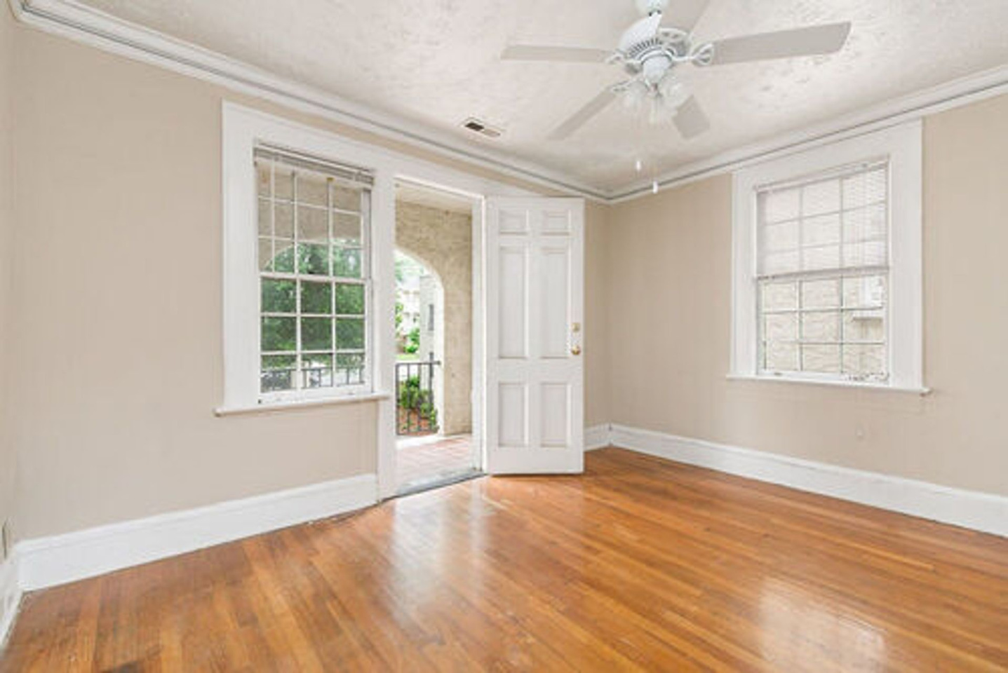 Spanish Oaks Image 3
