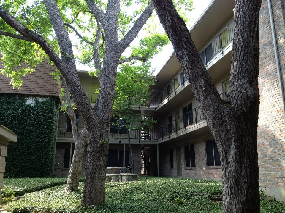 Duval Villa Apartments Image 9
