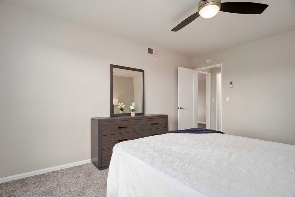 Los Robles Apartments Image 66