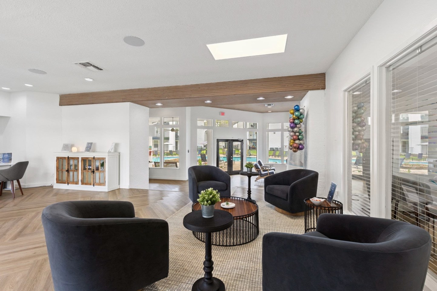 LXMI Westchase West Image 6