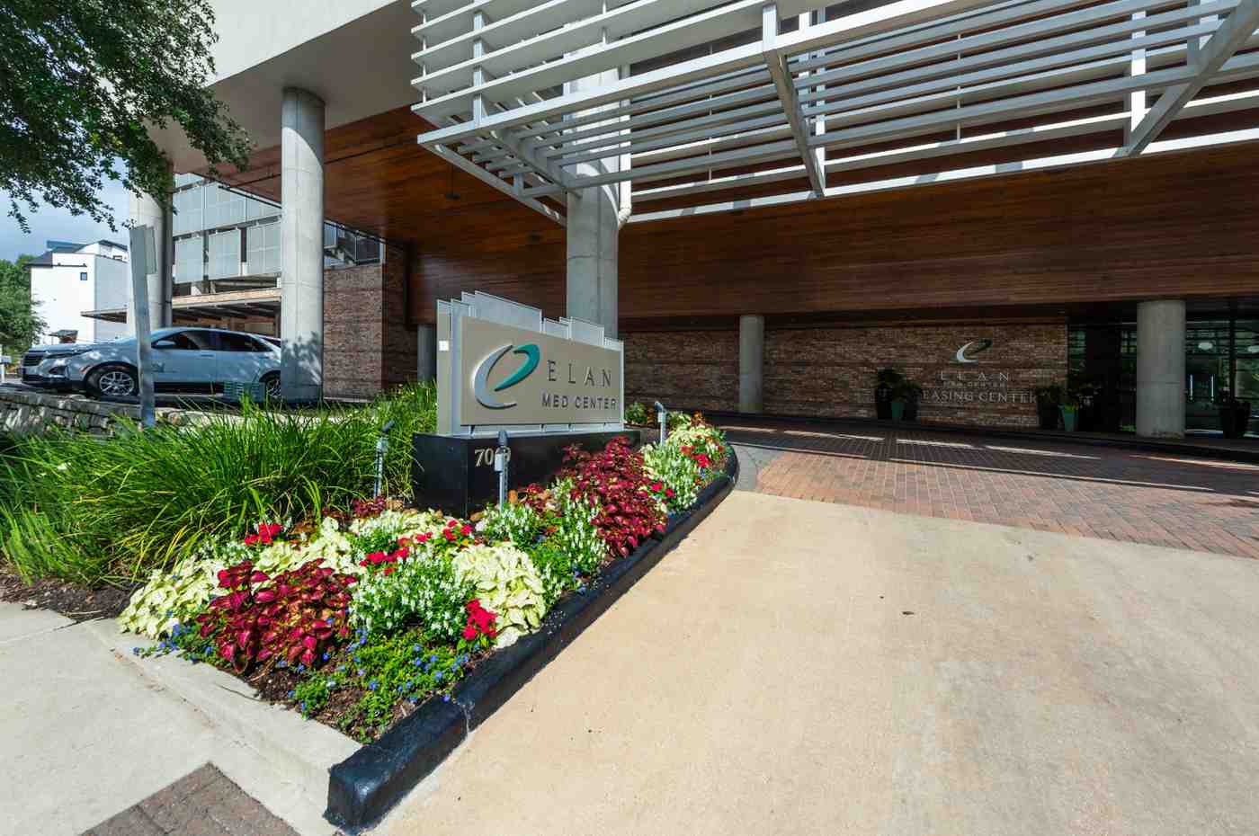 Elan Med Center Image 12