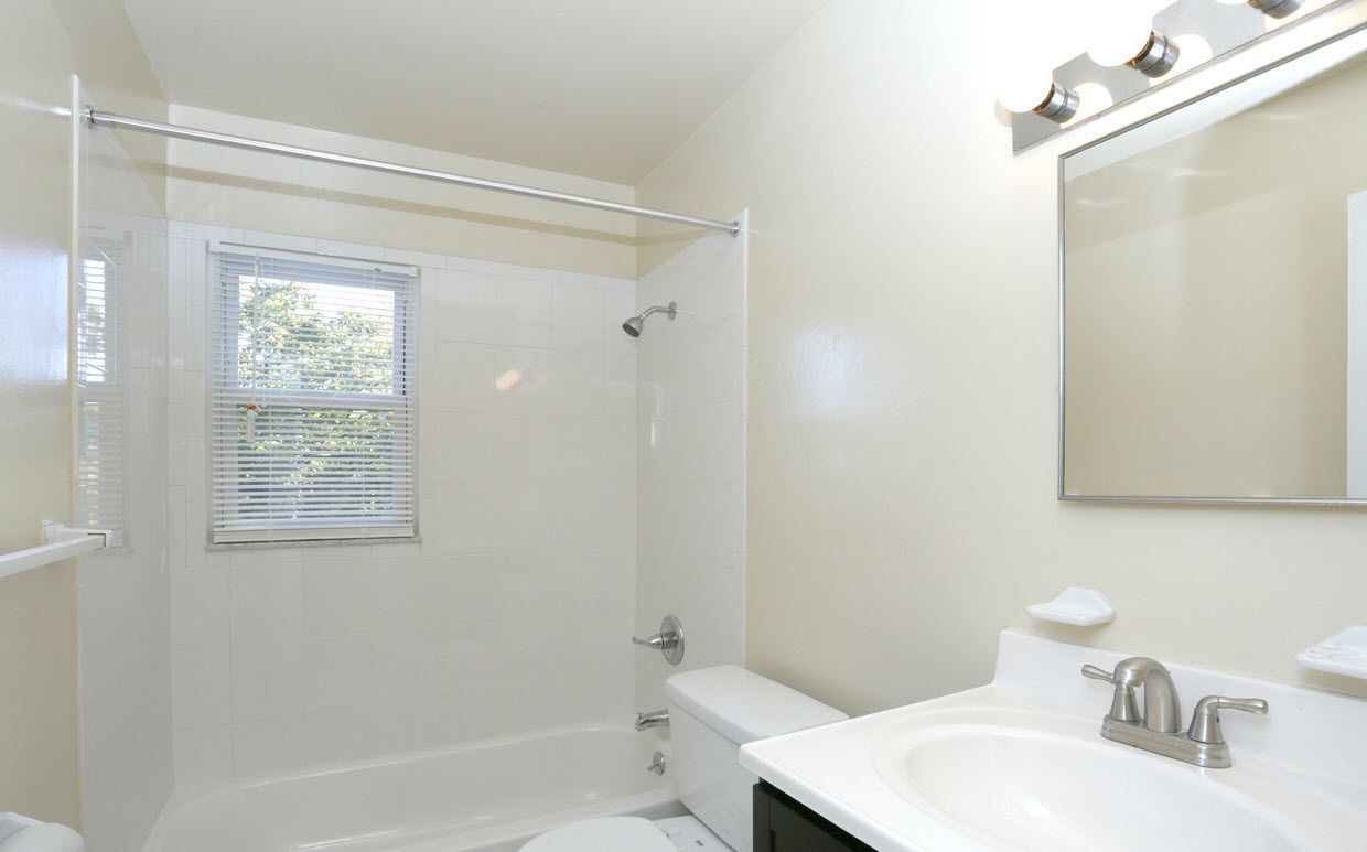 Country Club Image 19