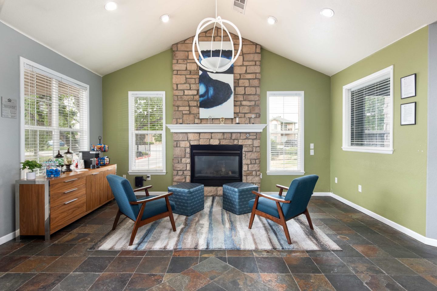 Wentworth Apartments Image 31