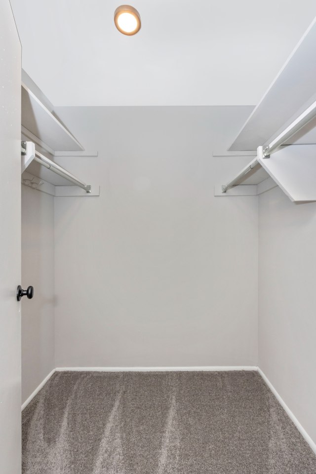 209 at Pickwick Apartments Image 14
