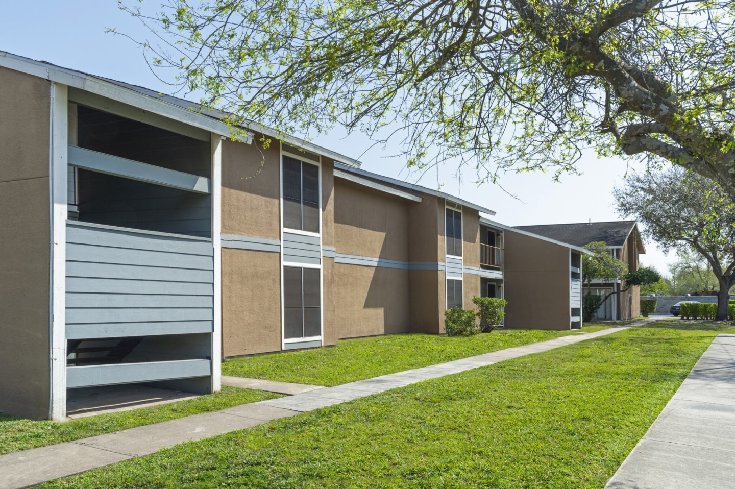 Bonaventure at La Residencia Apartments Homes Image 8
