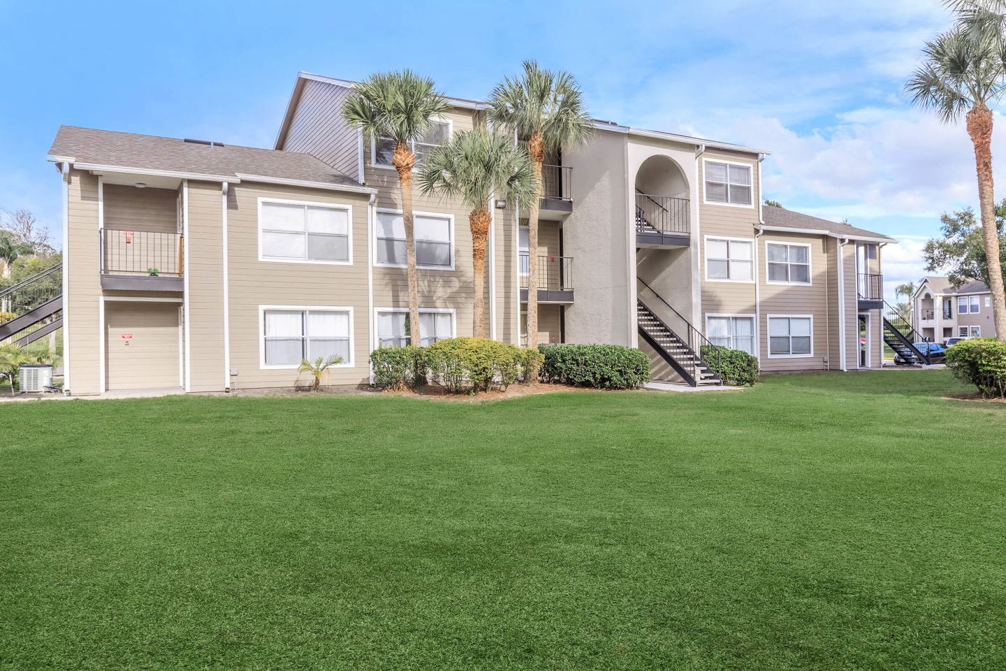 Walden Palms Condos Image 5