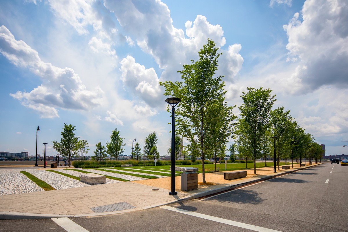 1305 Dock Street Image 22