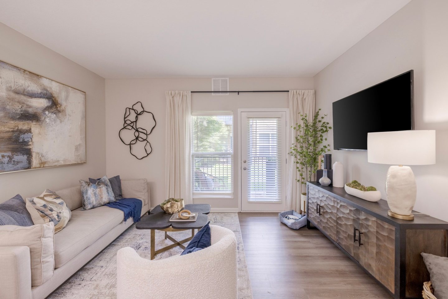 The Chelsea Apartments Image 4