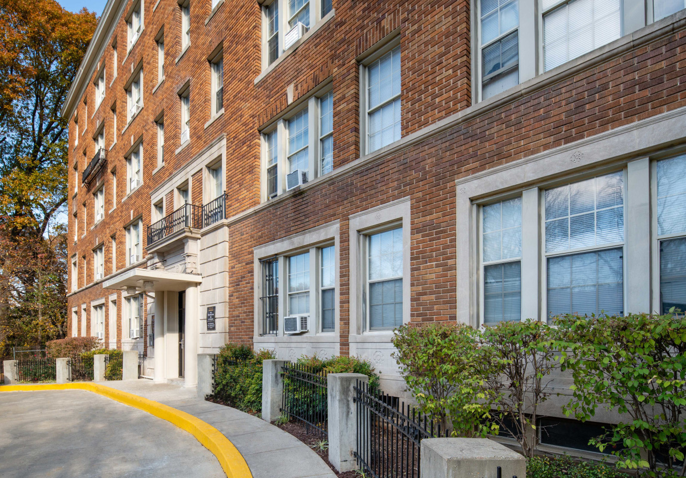 Pershing House Image 1