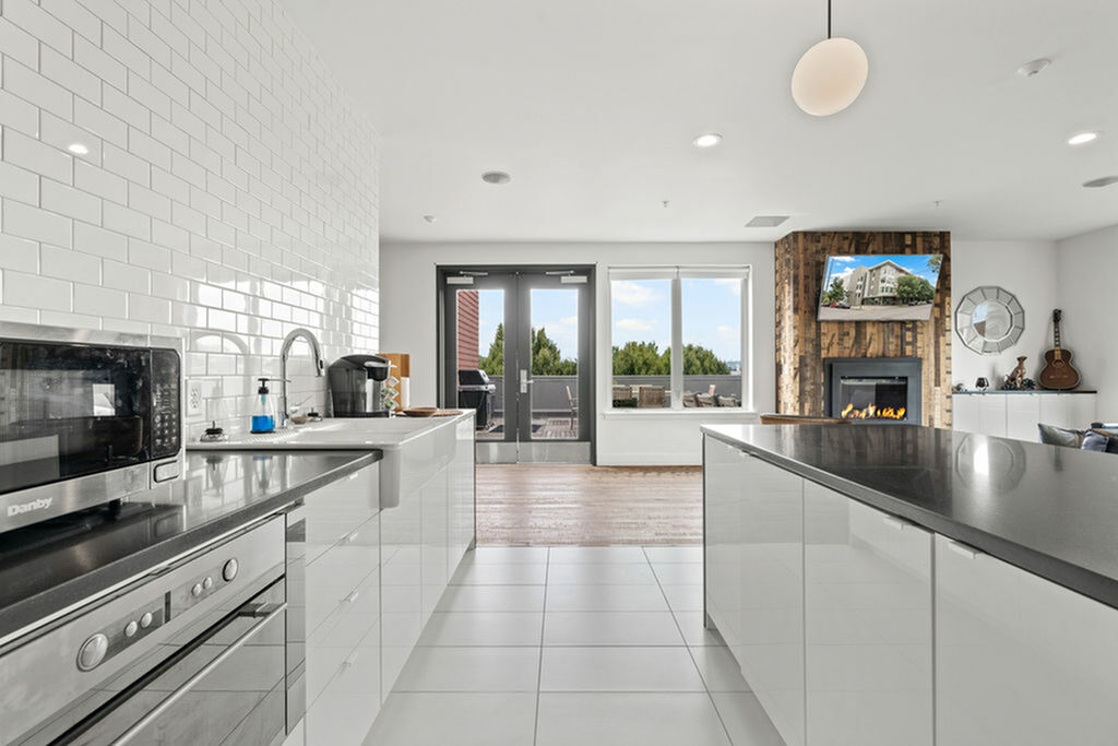 East 12 Lofts Image 15