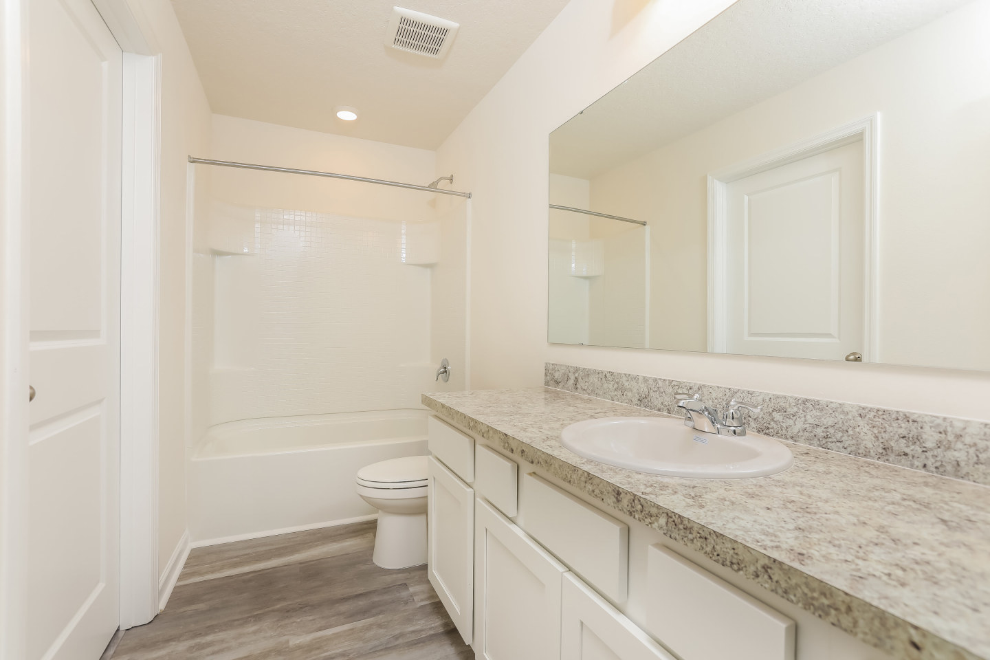 Lincoln Oaks Image 23