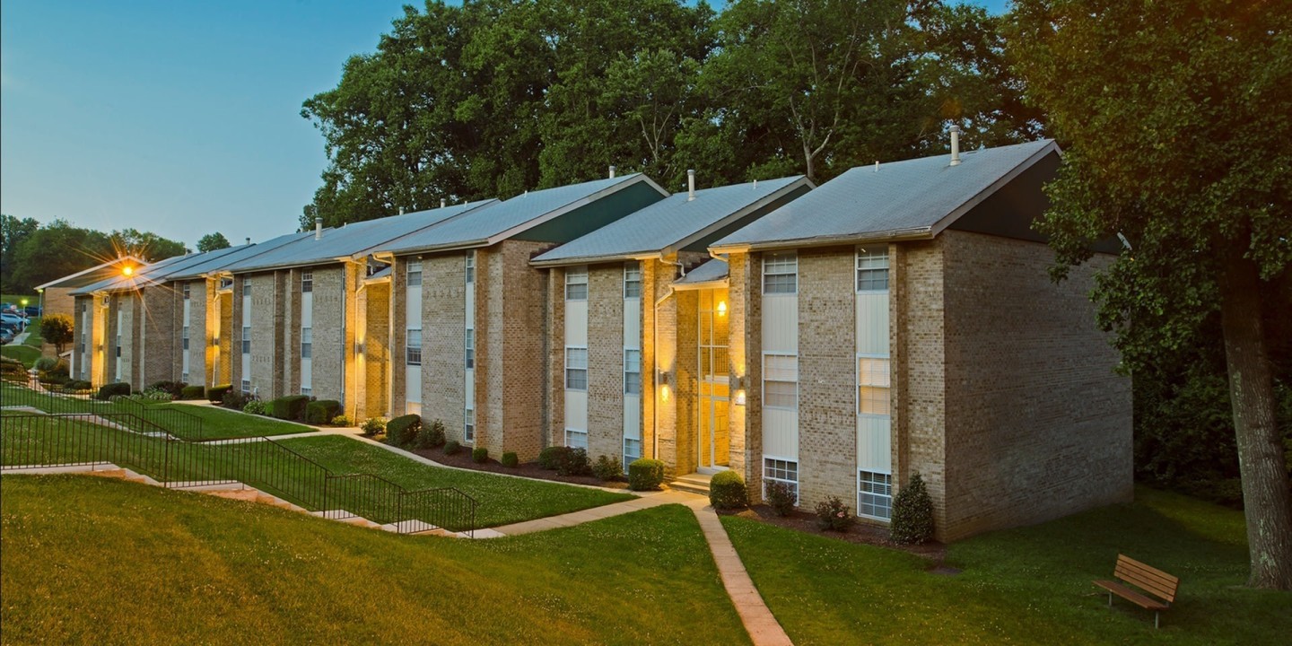 Bay Hills Image 2
