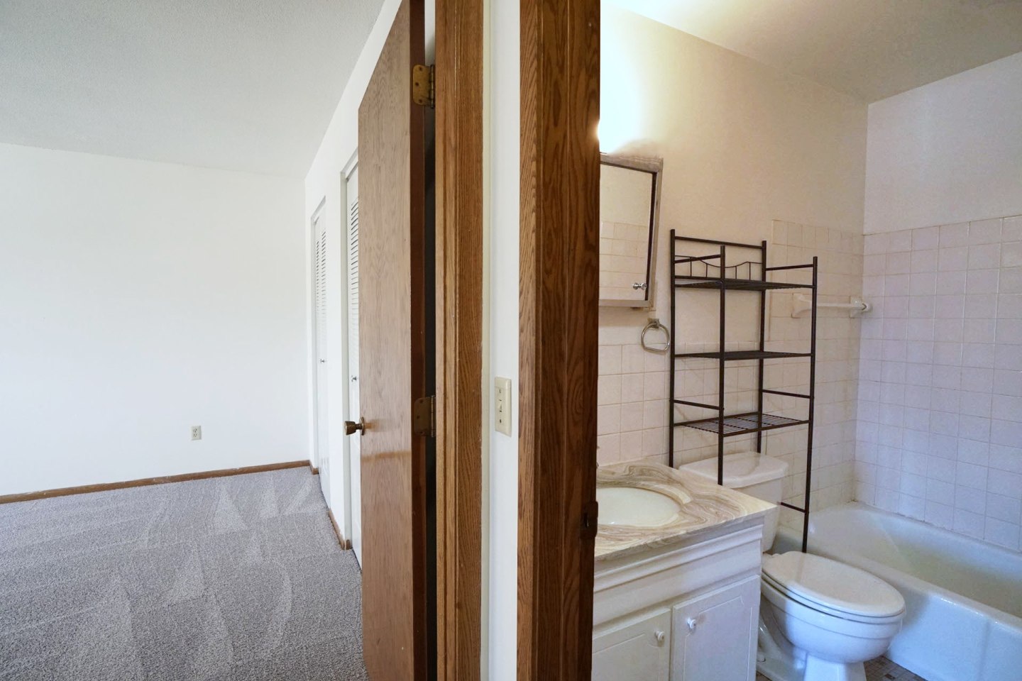 Lake Phalen Place Image 12