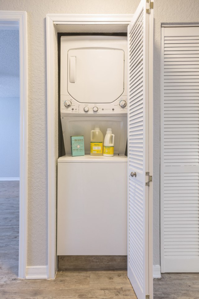Westshore Flats Image 30