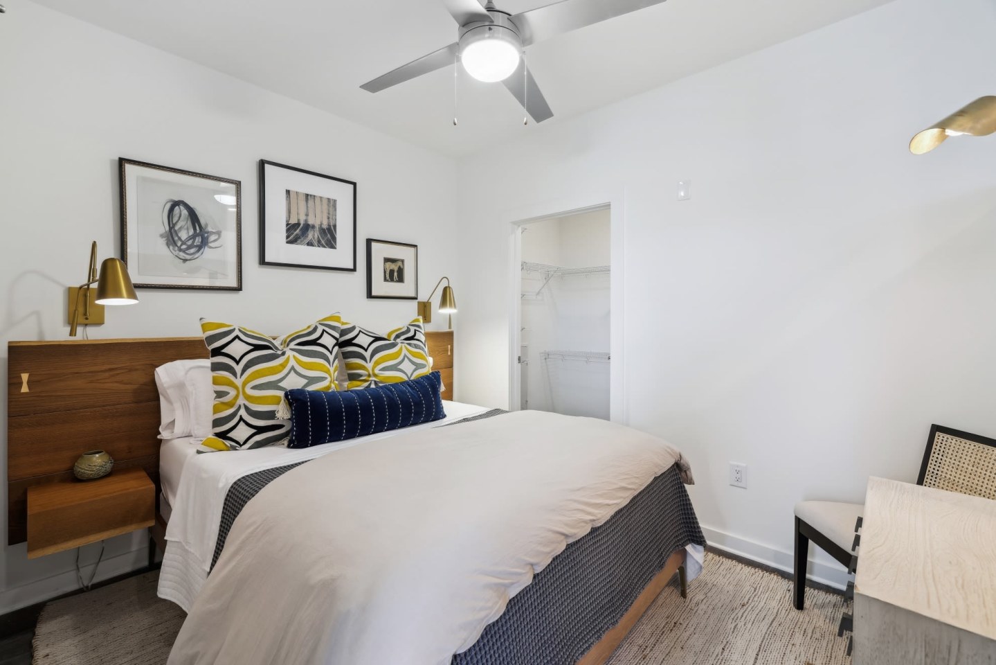 Link Apartments Broad Ave Image 30