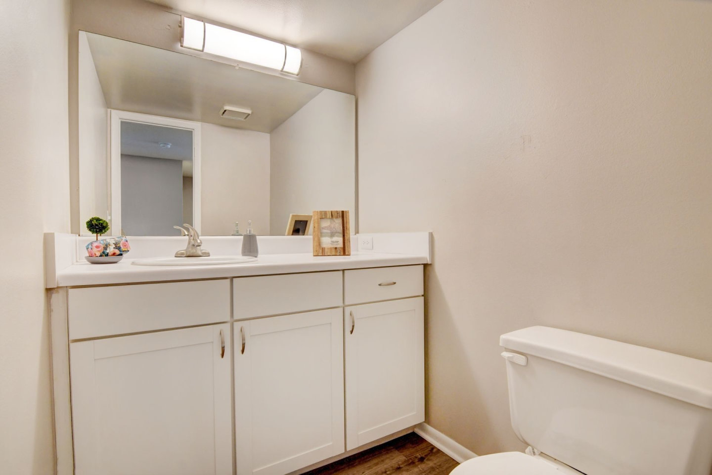 Oakwood Townhomes Image 10