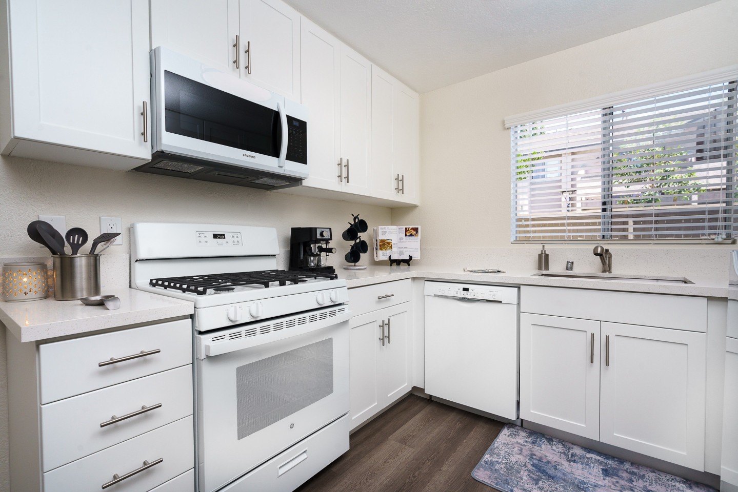 Sunstone Place Image 11