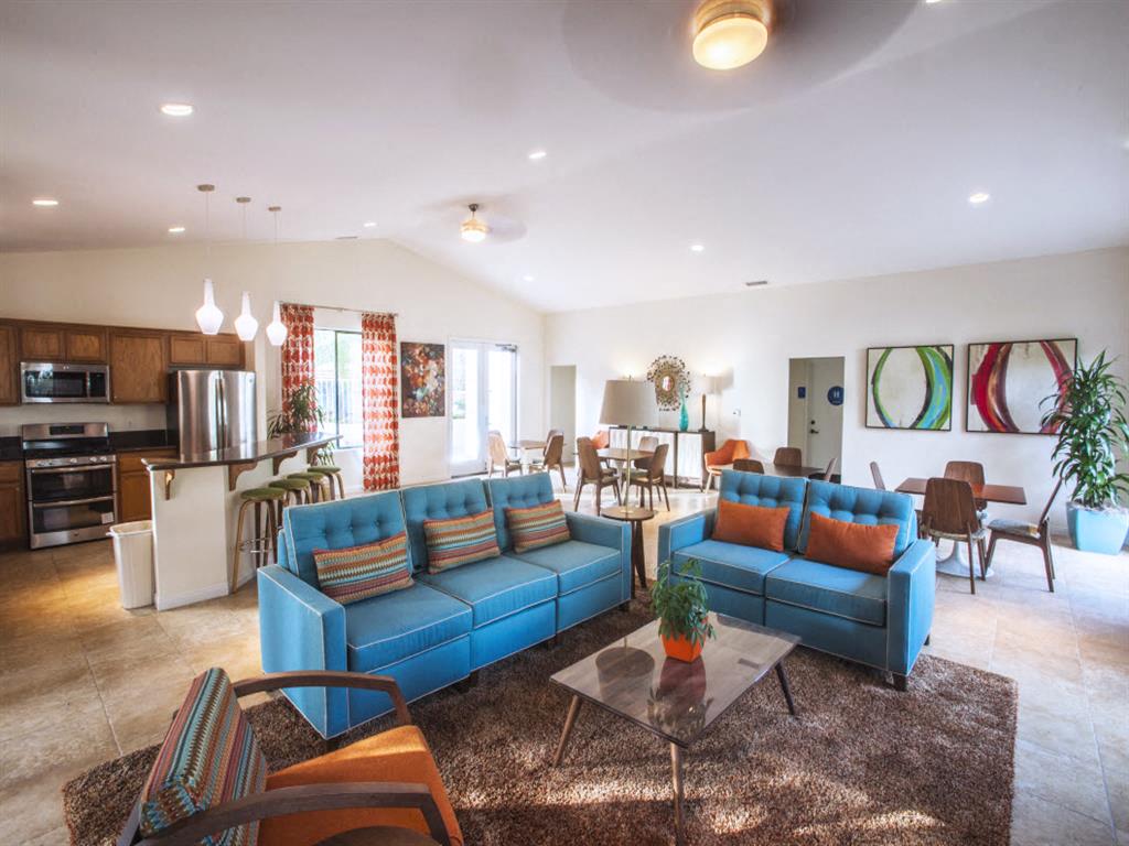 Pacific Oaks Image 15
