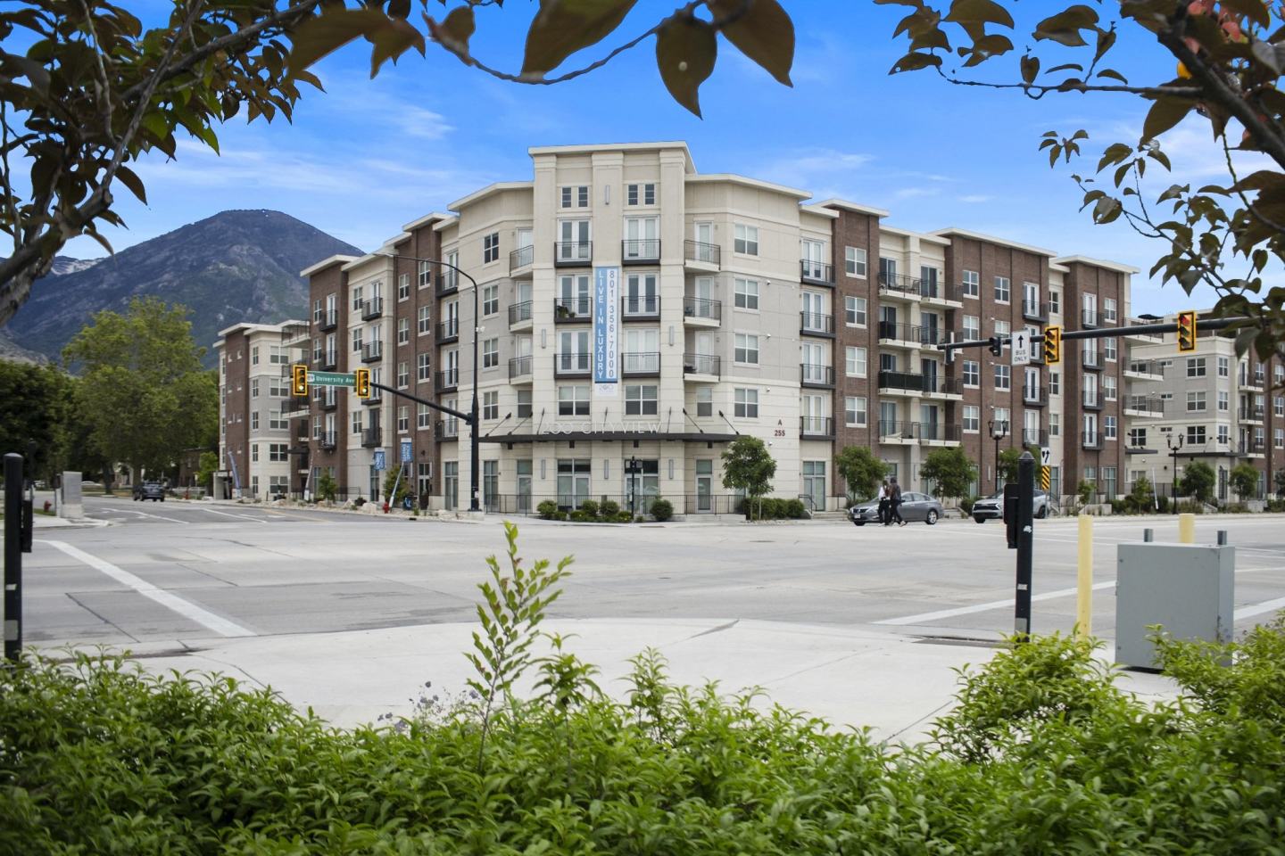 200 City View Image 5