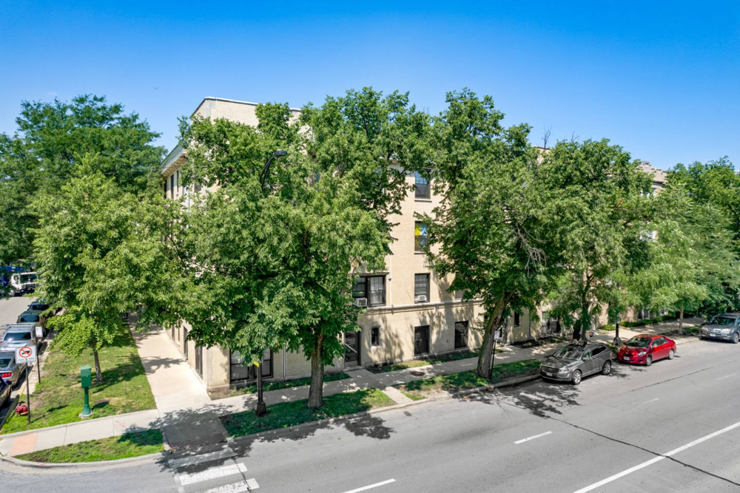 4500-06 N. Ashland / 1606-14 W. Sunnyside Image 2