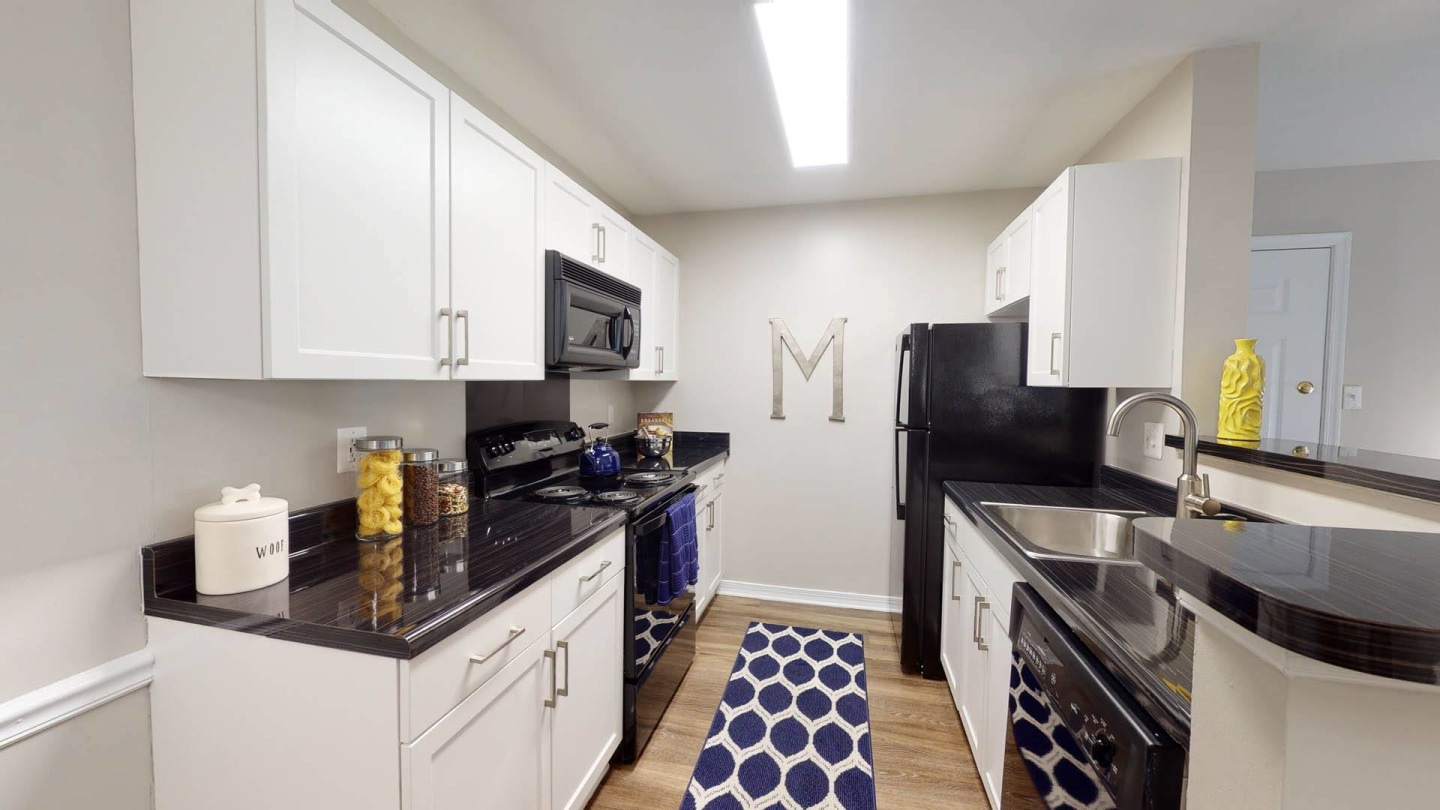 Montclair Apartments Image 7