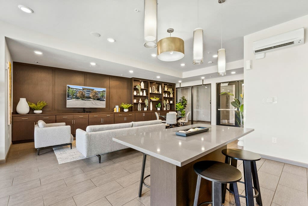 Parkside Lofts Image 8