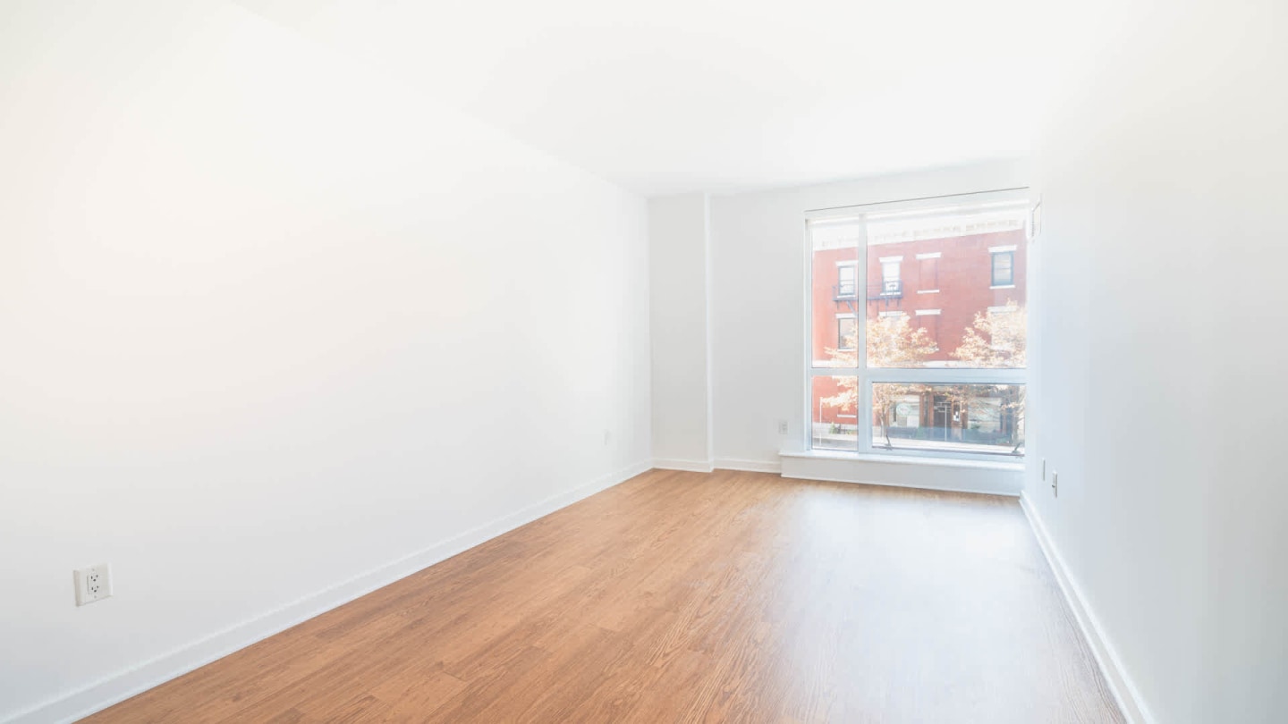 70 Greene Image 34