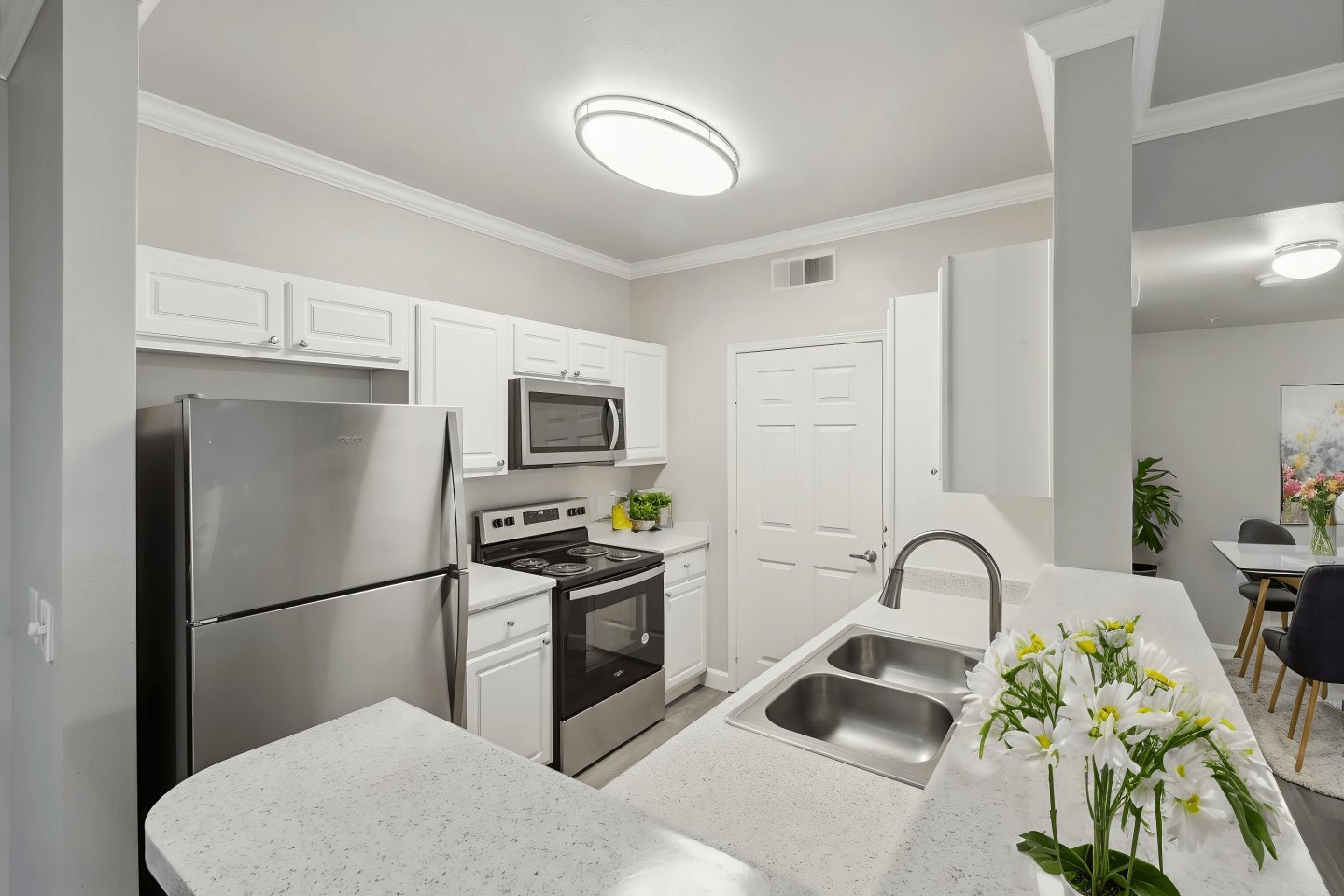 North Pointe Apartments Image 1
